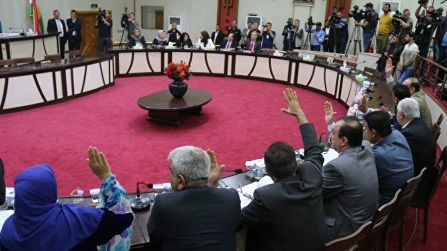 Türkmenler, Kerkük İl Meclisi'nde adil ve dengeli bir yönetim isteğini Irak Başbakanı İbadi'ye iletecek.