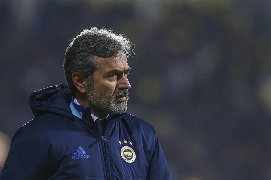 Fenerbahçe'de alınan başarısız sonuçların ardından fatura Aykut Kocaman'a kesildi.