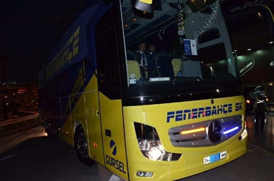 Fenerbahçe Takım Otobüsü.