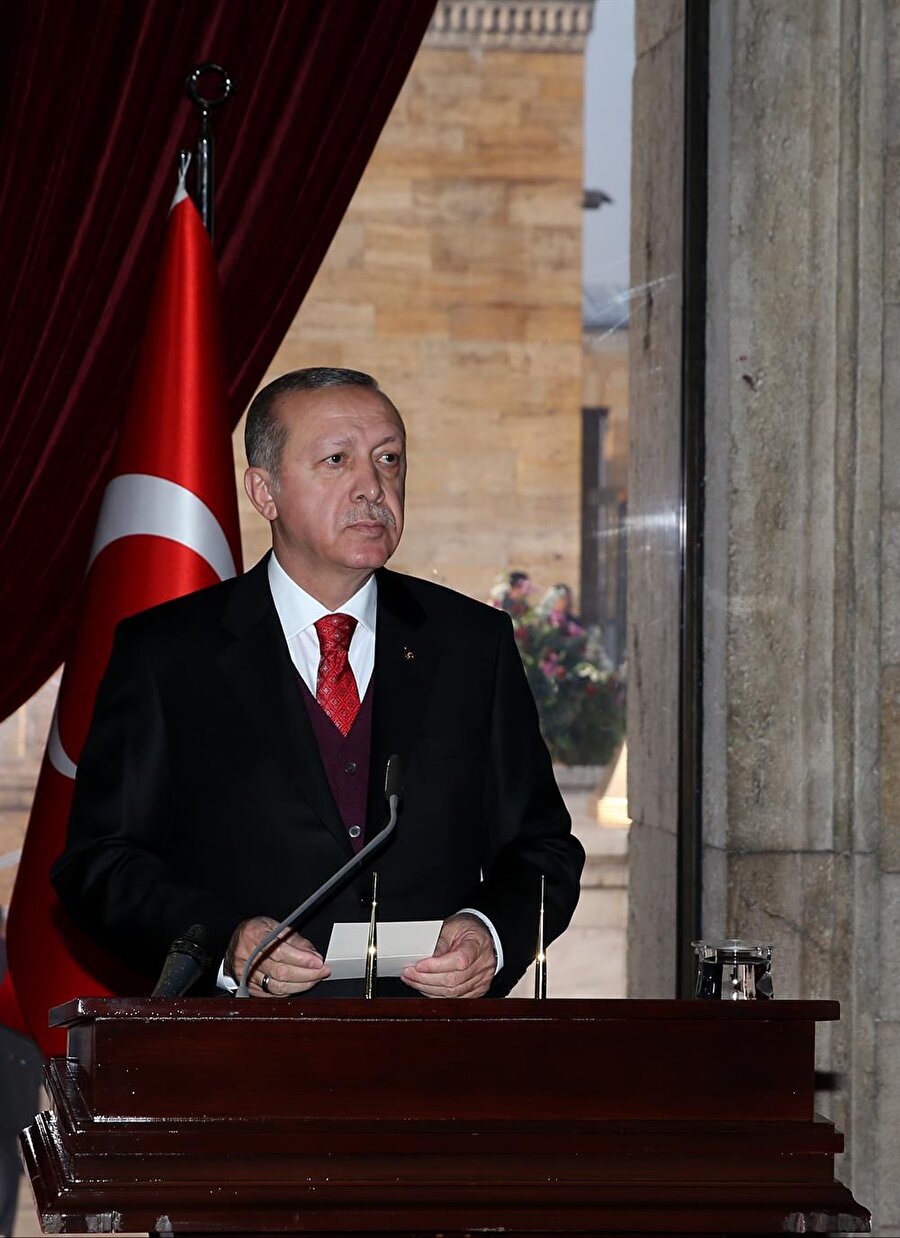 Anıtkabir'deki anma törenine Cumhurbaşkanı Recep Tayyip Erdoğan katılarak Atatürk'ün mozolesine çelenk bıraktı.