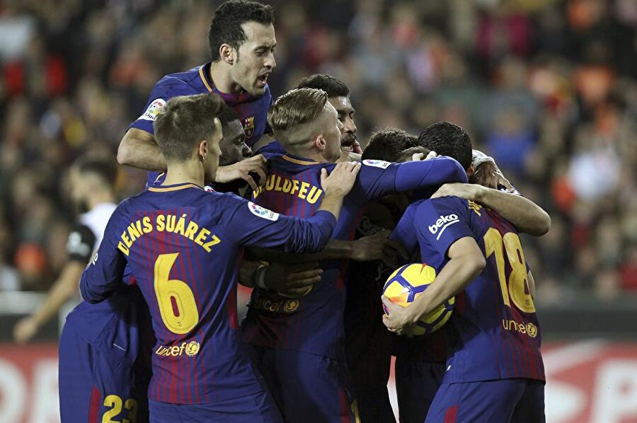 1-1lik sonuçla Barcelona namağlup unvanını sürdürdü.