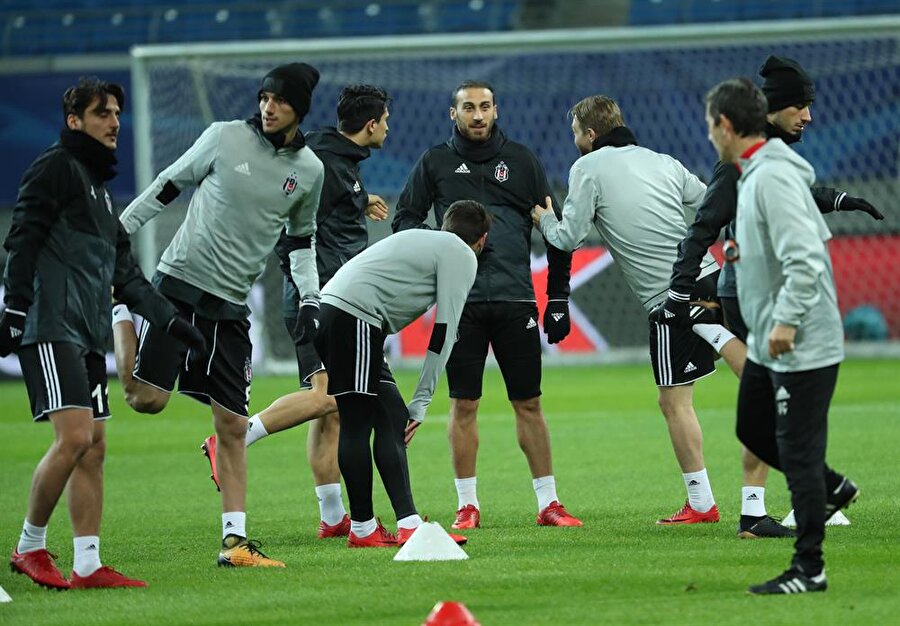 Beşiktaş bu akşam 21::45'te RB Leipzig ile karşılaşacak.