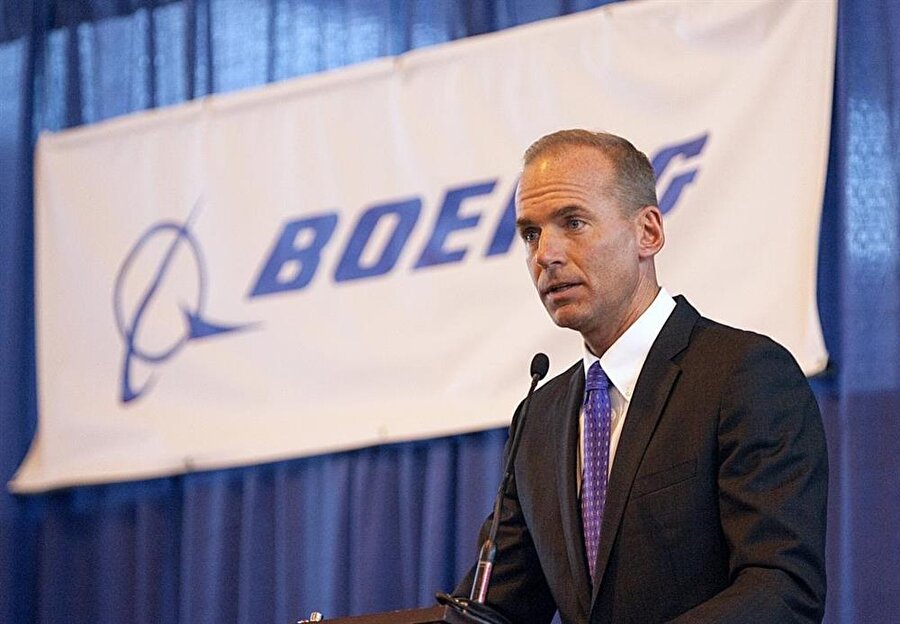 Boeing CEO'su Dennis Muilenberg.