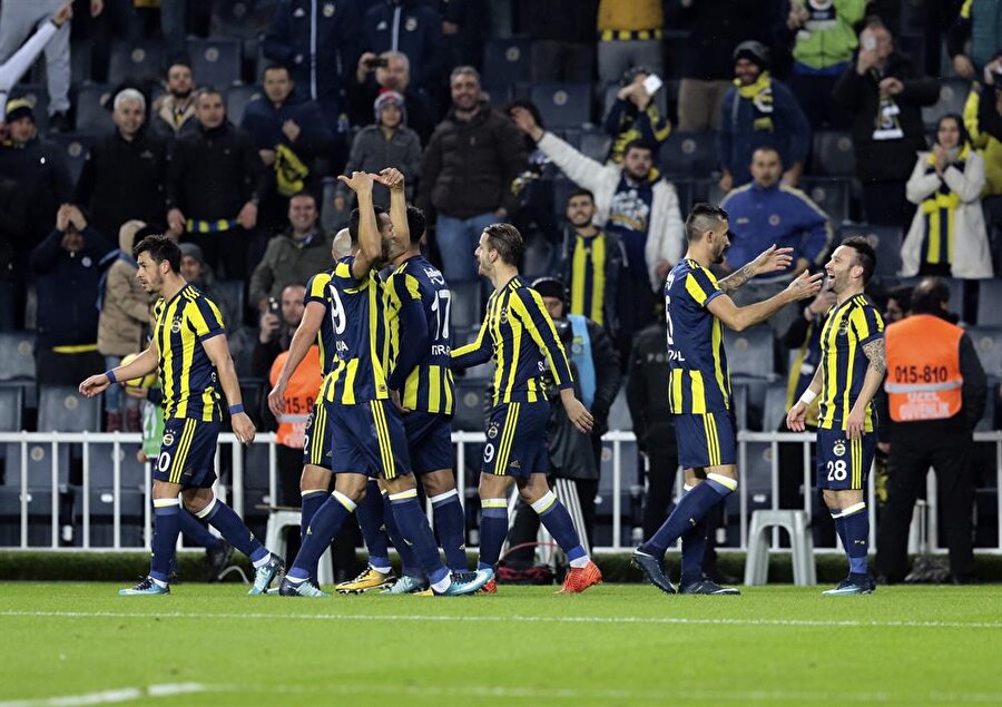 Fenerbahçe, ligde üst üste 5. galibiyetini aldı.
