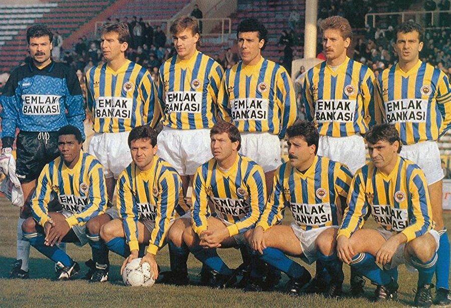 Fenerbahçe'nin 1991-1992 sezonu kadrosu. 