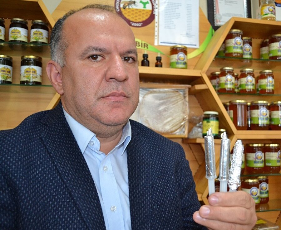 Ordu Arı Yetiştiricileri Birliği Başkanı Akın Çiftçi, arı sütünün 5-10 gramlık tüpler halinde satış satıldığını kaydetti. (İHA)