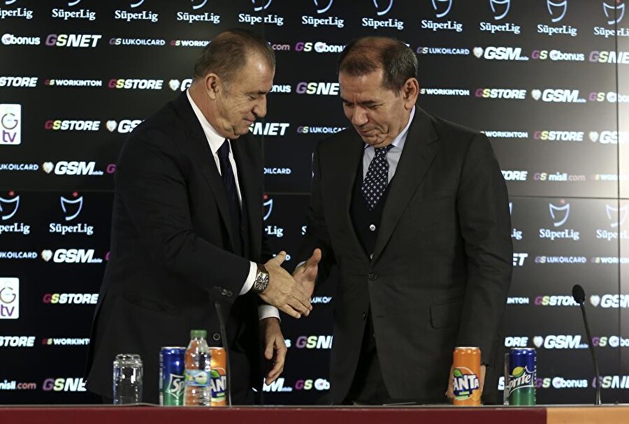 Dursun Özbek, Fatih Terim'le anlaşarak camianın onayını kazandı.