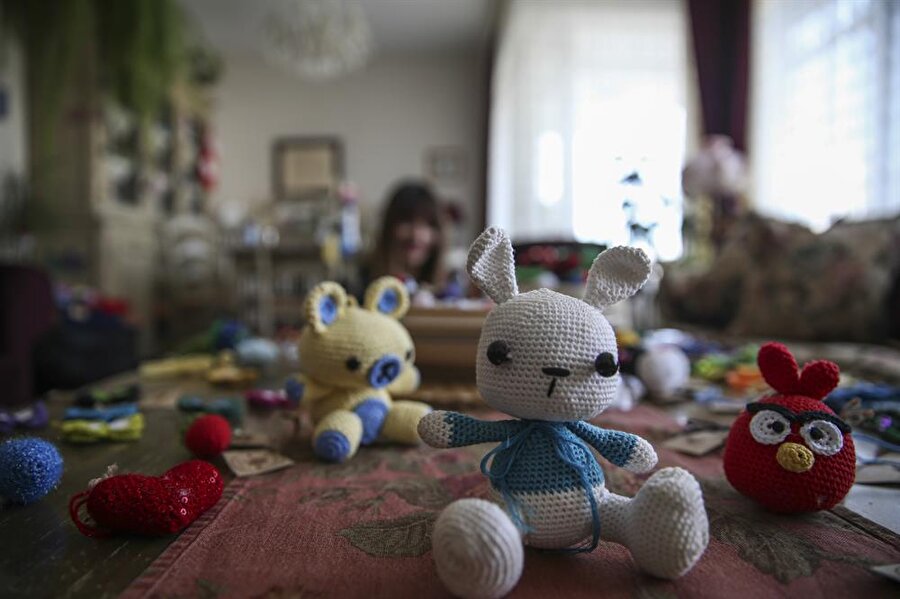 Japon'ların "Amigurumi" adını verdiği tığ ile örülen oyuncaklar bütün dünyada büyük ilgi görüyor.