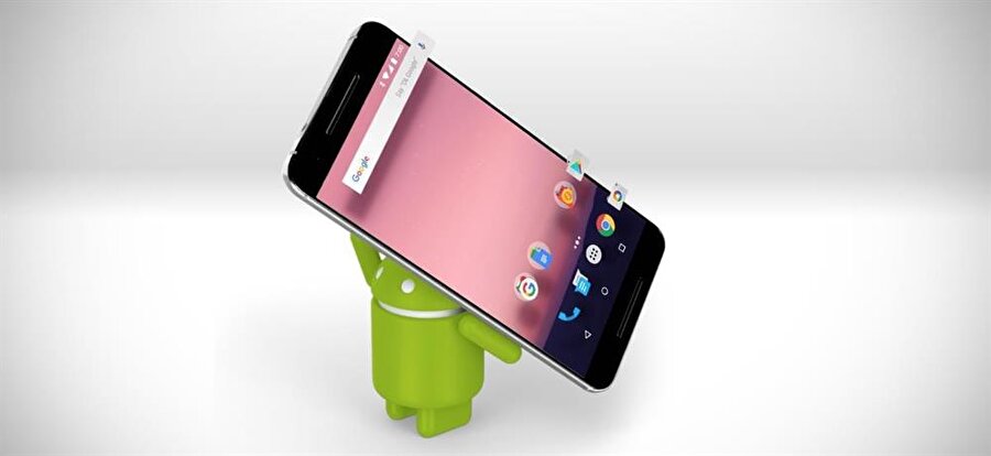 Android Go, 512 MB RAM'e sahip akıllı telefonlarda bile sorunsuz çalışabiliyor. 