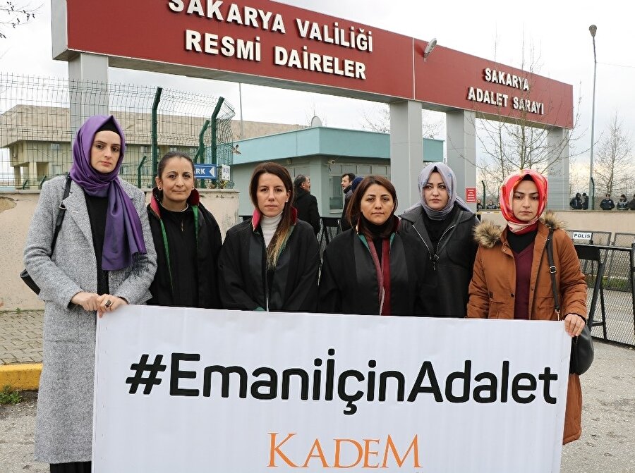  STK’lar açıklamalarında Suriyeli anne ve bebeğinin vahşice öldürülmesine bir kez daha tepki göstererek, sanıkların en ağır cezayı almaları için davayı sonuna kadar takip edeceklerini belirttiler. (İHA)