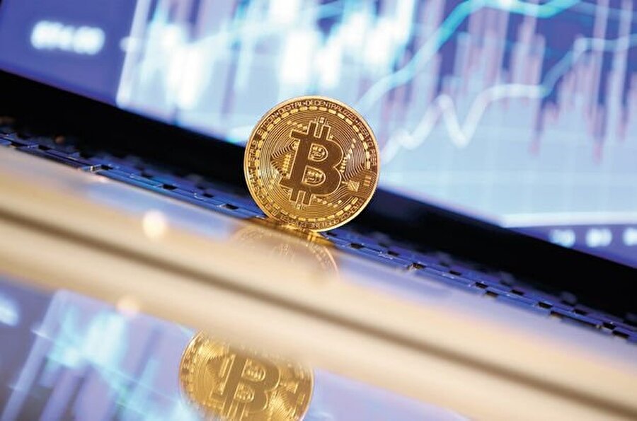 Bitcoin'in fiyatı 10 bin 567 dolara kadar geriledi.