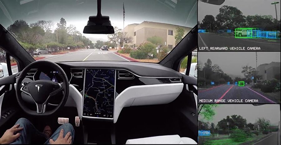 Tesla otomobiller, otomatik pilottayken dahi sürücülere nbelirli zaman aralıklarında "direksiyona dokun" şeklinde bazı komutlar veriyor. 