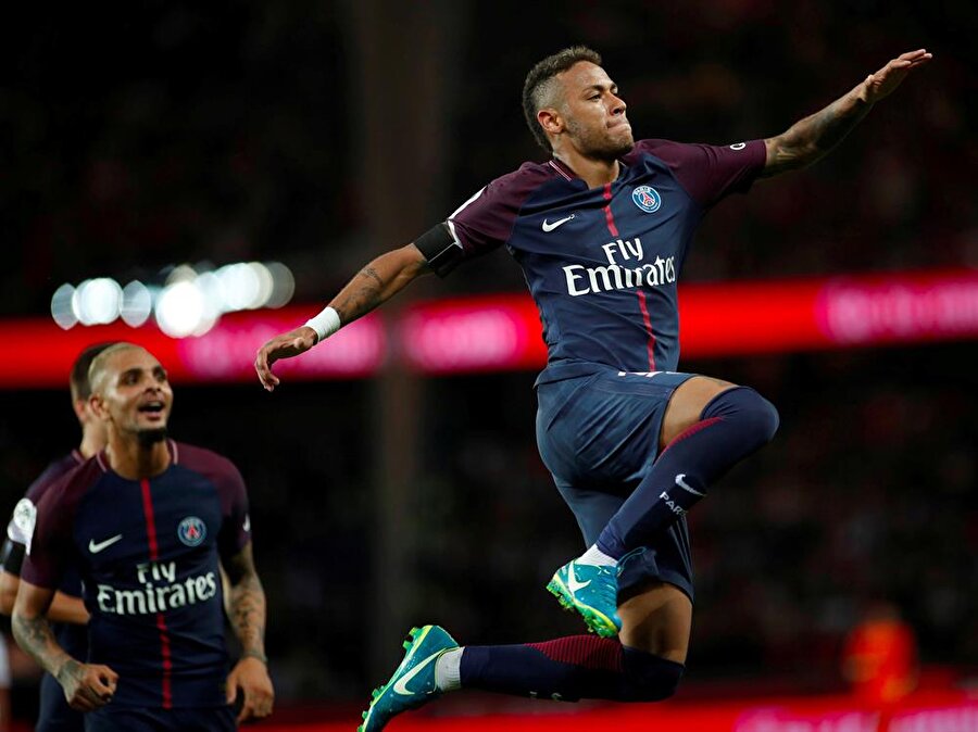 Neymar, İspanya'ya dönüyor.