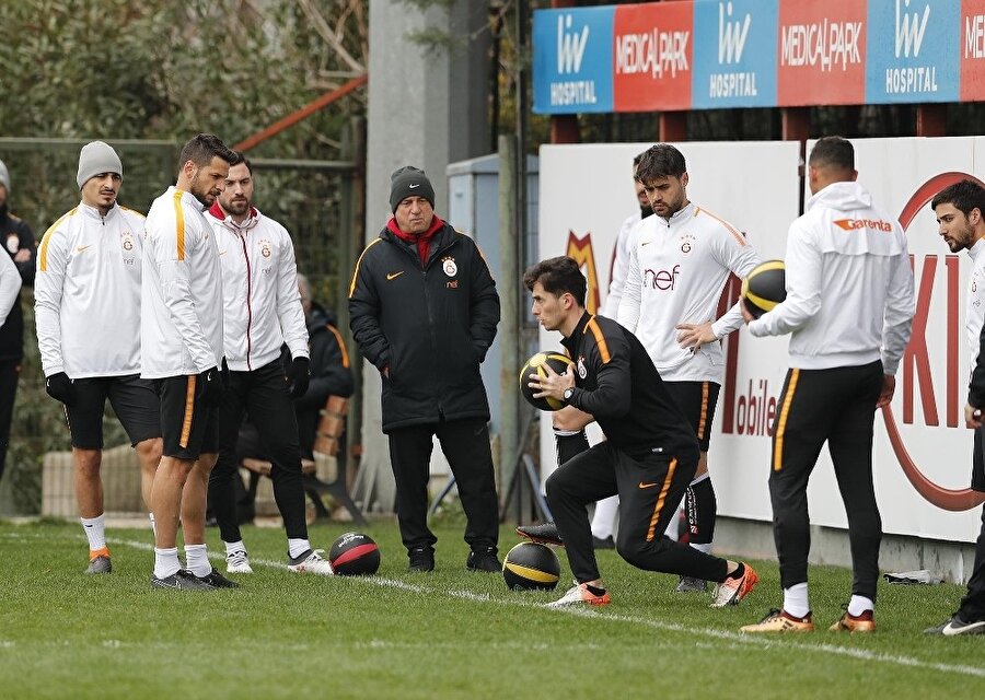 Galatasaraylı futbolcular bu uygulama sayesinde kendi verilerine ulaşabilecek. (Fotoğraf: İHA)