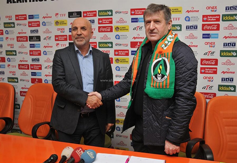 Safet Susic, Süper Lig’de son olarak Aytemiz Alanyaspor'u çalıştırmıştı.