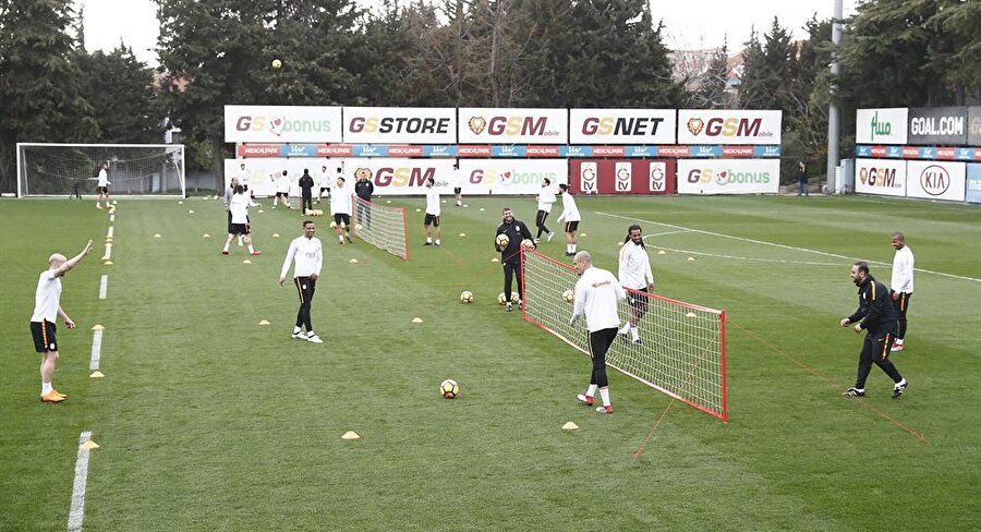 Futbolcular şampiyonluğa odaklandı. (Fotoğraf: AA)