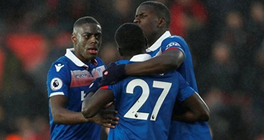 Southampton ile golsüz sona eren maçta ise oynanan karşılaşmadan çok, Ndiaye'nin takım arkadaşı ile yaşadığı kavga konuşulmuştu.