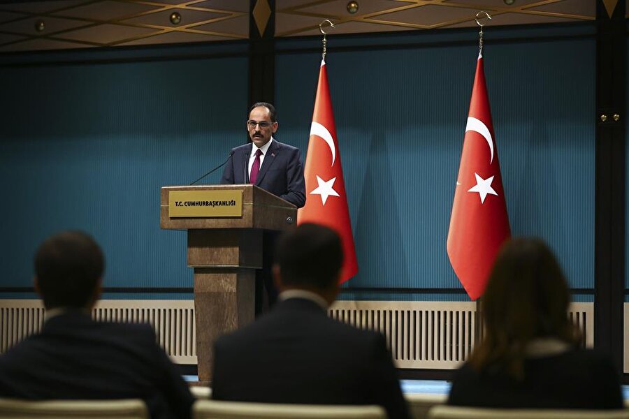Cumhurbaşkanlığı Sözcüsü İbrahim Kalın, Beştepe'de düzenlediği basın toplantısında gündeme ilişkin değerlendirmelerde bulundu.