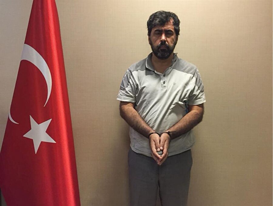 FETÖ'nün Gabon yapılanması içindeki Osman Özpınar, İbrahim Akbaş ve Adnan Demirönal, MİT'in operasyonuyla ele geçirildi.