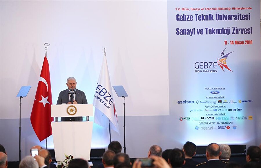 Başbakan Binali Yıldırım, Gebze Teknik Üniversitesi'nde "Sanayi ve Teknoloji Zirvesi" katıldı. 