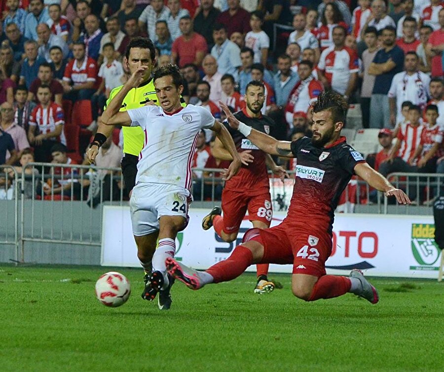 Cengiz Ünder, Çağlar Söyüncü'nün ardından Altınordu'nun yeni yıldızı Barış alıcı oldu...