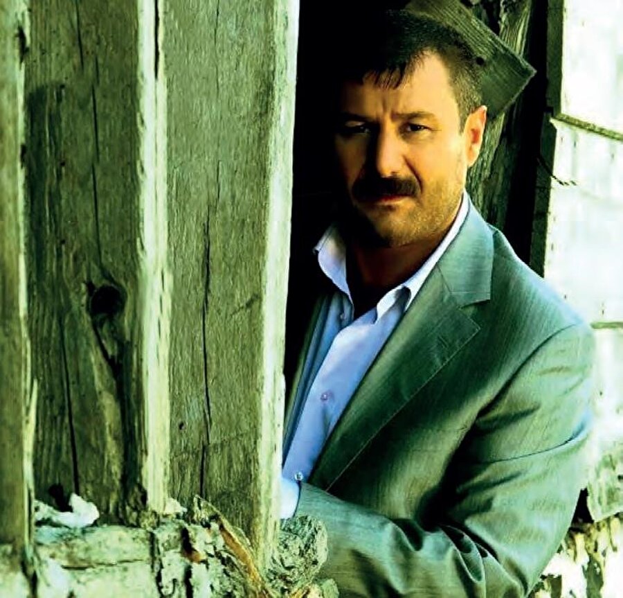 azer bulbul 43 yasinda