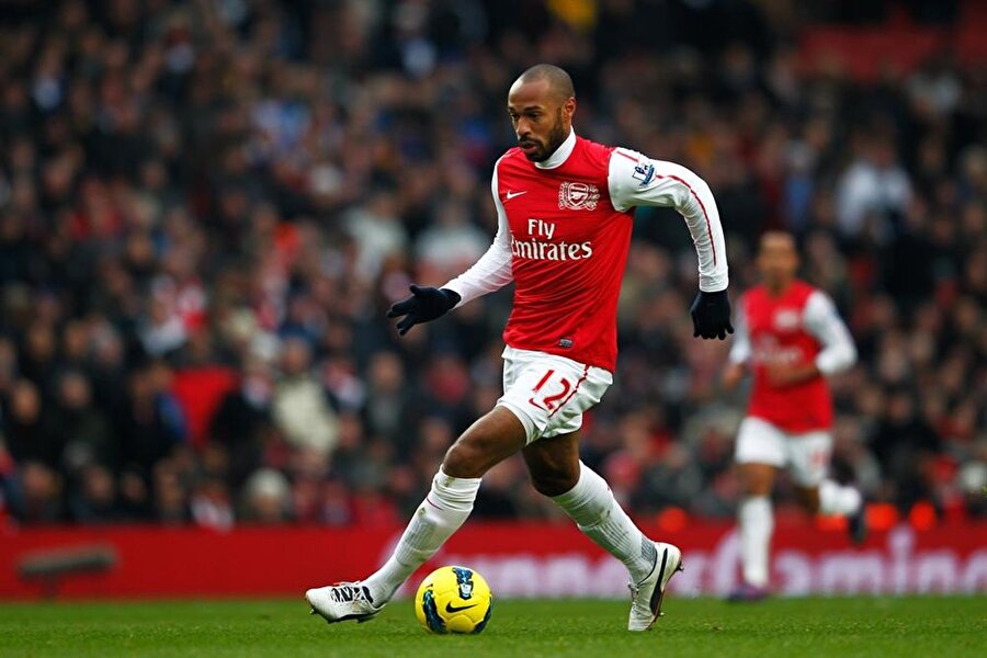  Thierry Henry'nin ismi Arsenal ile özdeşleşmişti. 