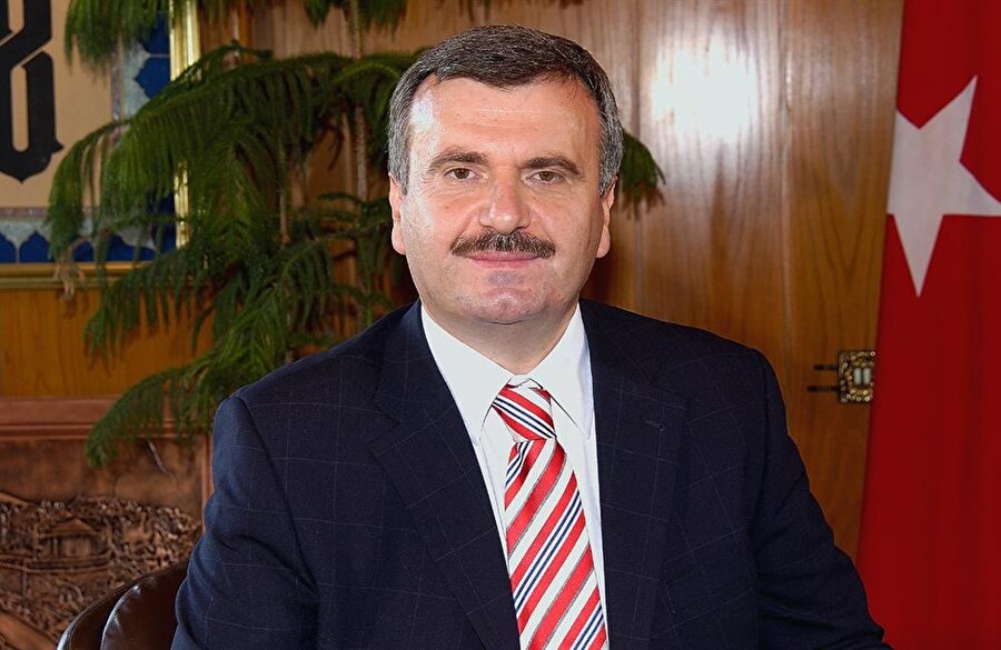 Konya Büyükşehir Belediye Başkanı AK Partili Tahir Akyürek