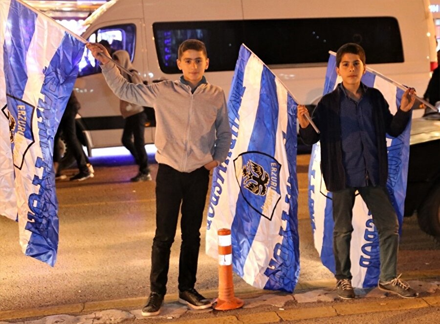 Taraftarlar büyük coşku yaşadı.nFotoğraf: İHA