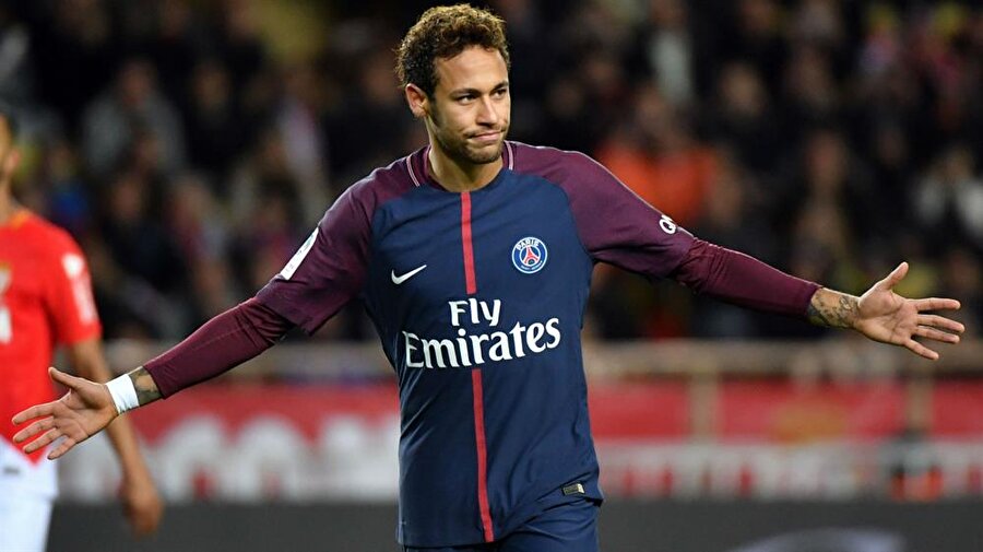 Bu sezon PSG ile 30 maça çıkan Neymar 28 gol attı.