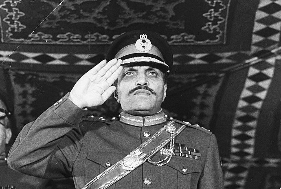 Dönemin Pakistan Cumhurbaşkanı Ziyaulhakk, Kral Hüseyin'in çağrısı üzerine Ürdüne'e gelerek Filistinlilere karşı yürütülen operasyonlara destek vermişti.