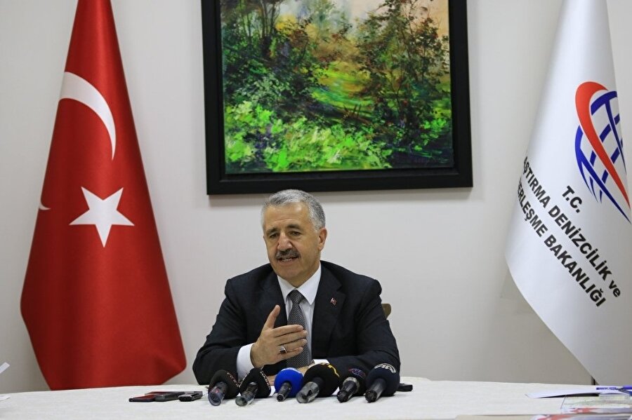 Ulaştırma, Denizcilik ve Haberleşme Bakanı Ahmet Arslan