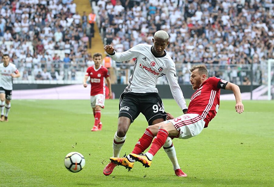 Sivasspor sezonun son haftasında deplaslamda Beşiktaş'a 5-1'lik sonuçla mağlup oldu.nFotoğraf: AA