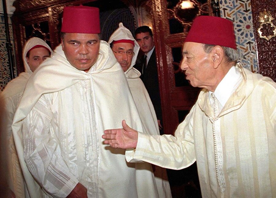Kral Hasan, Muhammed Ali'yi Fas'ta ağırlarken, 1998.