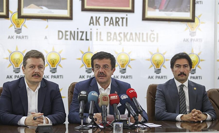 Ekonomi Bakanı Nihat Zeybekci, seçim çalışmaları kapsamında memleketi Denizli'de basın toplantısı düzenledi.