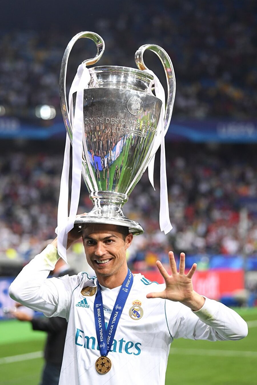 Ronaldo'nun kupa sevinci.
