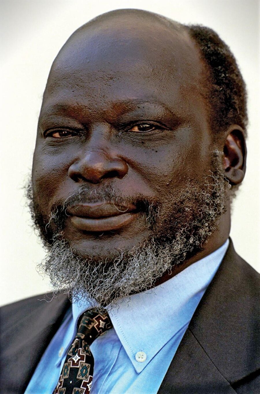 John Garang, 2005'te şüpheli bir helikopter kazasına kurban gitti.