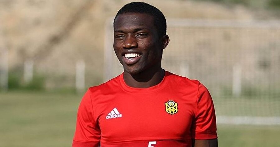 Okechukwu Azubuike Ağustos 2015'ten bu yana Yeni Malatyaspor forması giyiyor.