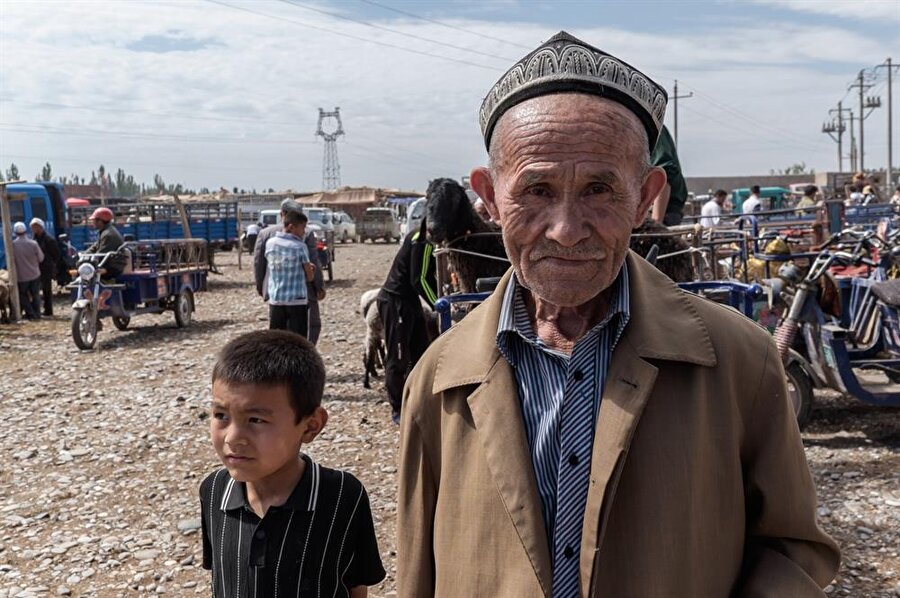 Doğu Türkistan bölgesini kontrol eden Çin, buraya "Şincan" ismini vermiştir.