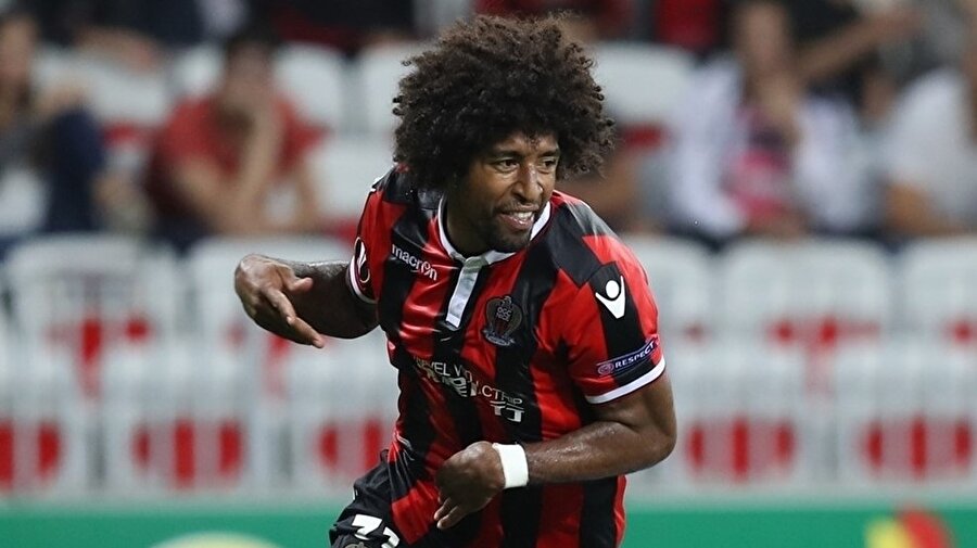 Geçtiğimiz sezon Nizza formasıyla 48 maça çıkan DAnte 2 gol atıp 1 asist yaptı.