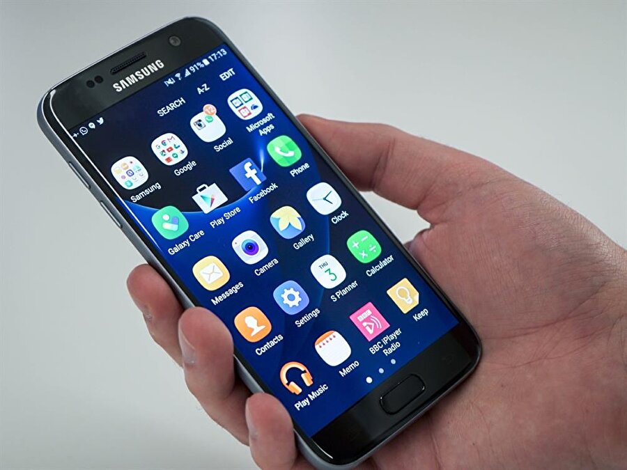 Samsung üst üste gelen eleştirilere ve skandallara rağmen kimi ürünleriyle fiyat/performans dengesi güdebiliyor 