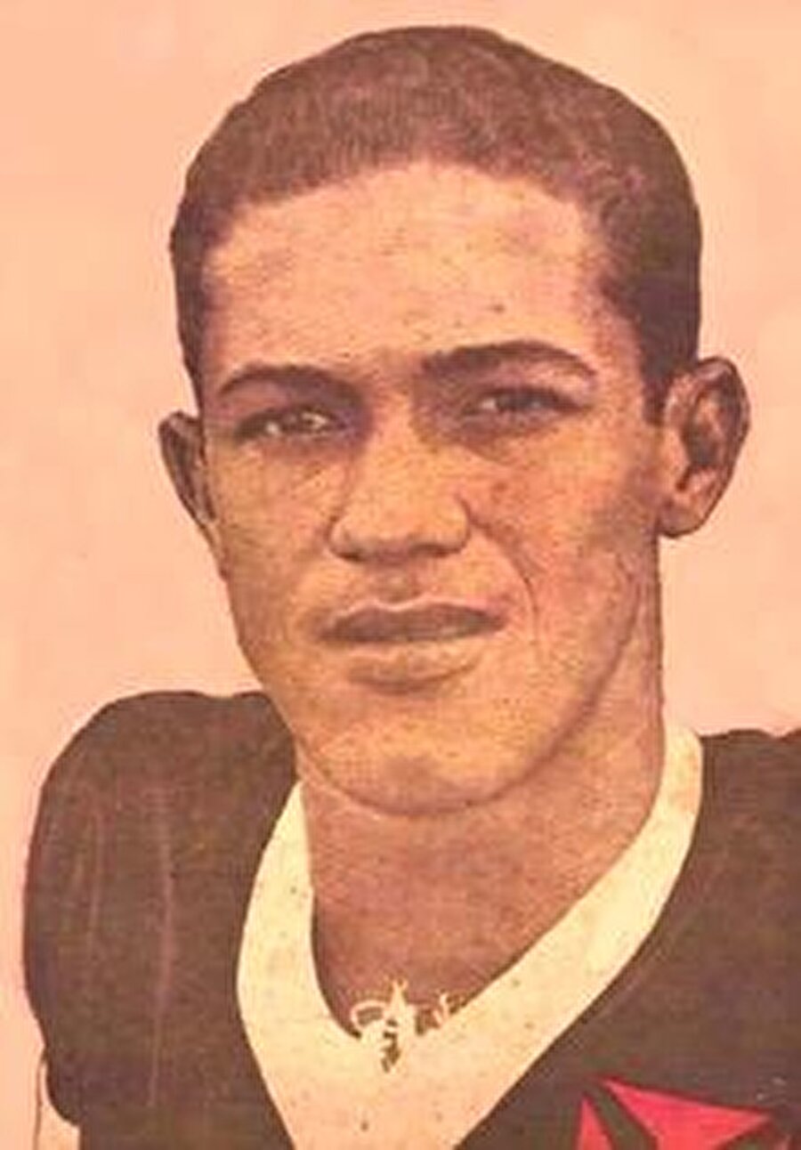 Ademir adını Brezilya futbol tarihine altın harflerle yazdırdı.