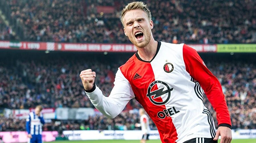 Feyenoord forması giyen golcü oyuncu, Dünya Kupası'nda forma giydiği 2 maçta gol sevinci yaşayamadı.