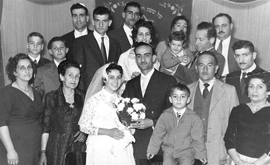 İsrail'e döndükten birkaç yıl sonra evlenen Eli, kısa sürede üç çocuklu bir aileye sahip olmuştu.
