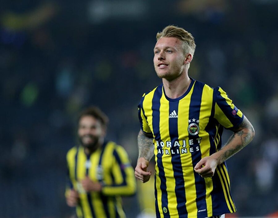 Fenerbahçe ile 88 maça çıkan Kjaer 5 gol atıp 1 asist yaptı.