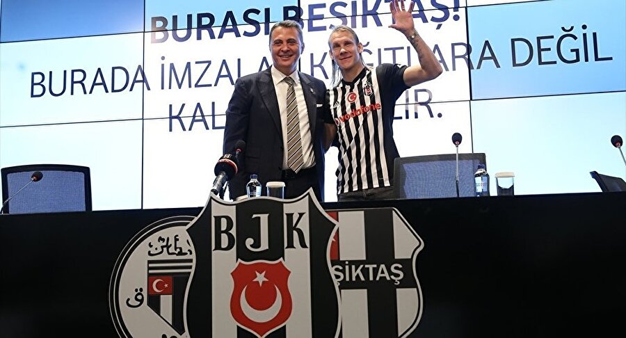 Beşiktaş Başkanı Fikret Orman, Vida'nın geleceği hakkında net konuşmadı. 