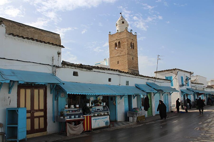 Testûr Hanefi Camii, Tunus'ta Osmanlı etkisinin hissedildiği örneklerden biri. (Fotoğraf: Yusuf Sami Kamadan)