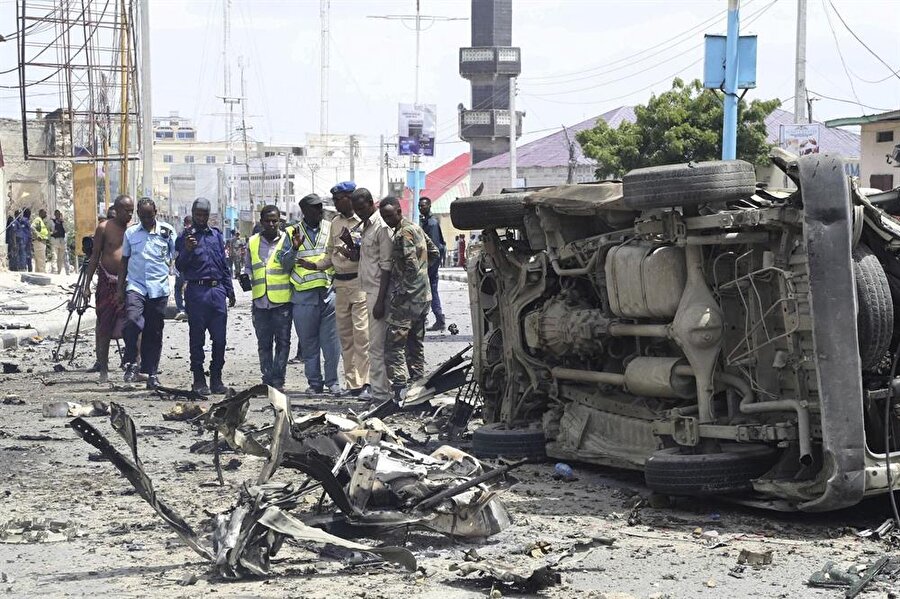 Eş-Şebab'ın Somali içinde gerçekleştirdiği saldırılarda çok sayıda sivil de hayatını kaybetti.