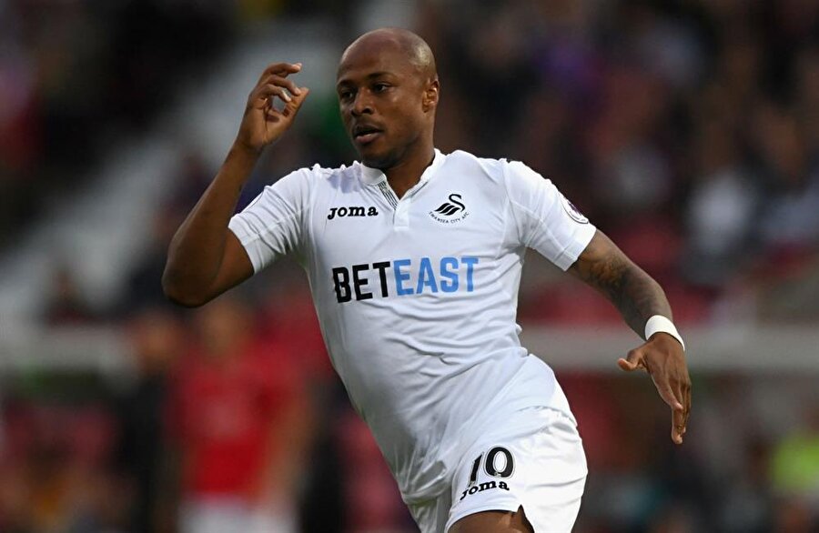 Ayew'in Fenerbahçe'ye transfer olmasına kesin gözüyle bakılıyor.