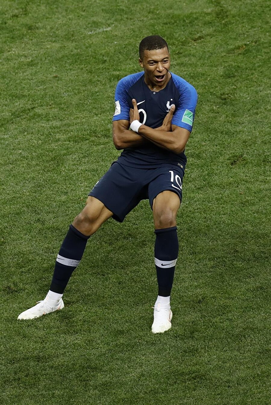 Kylian Mbappe, 2018 Dünya Kupası'nın en iyi genç oyuncusu seçildi.